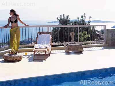 Pleiades Luxurious Villas 35